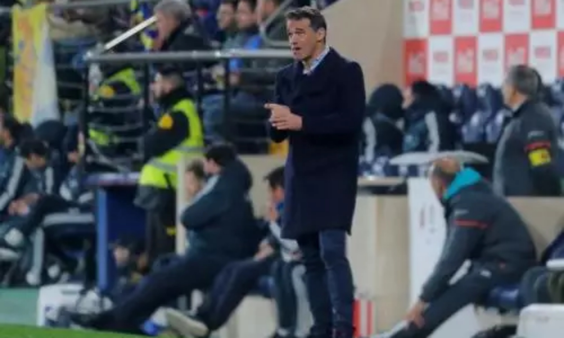 Villarreal Pecat Pelatih Luiz Garcia