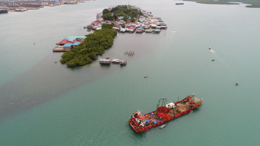 Jelang Ganti Tahun, Kabel Laut Batam-Pulau Buluh Kepulauan Riau Sukses Beroperasi, Kini Warga Nikmati Listrik PLN 24 Jam