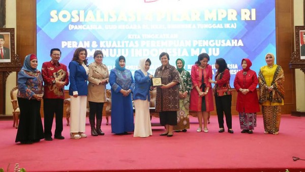 36 Persen Wanita Indonesia Jadi Pengusaha, Pimpinan MPR: Luar Biasa