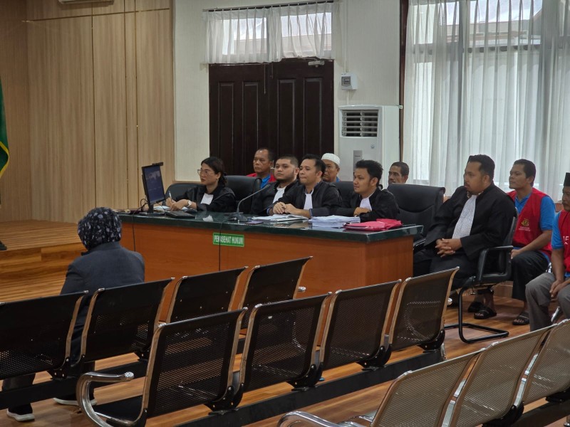 Hakim Cecar Bupati Siak Soal Cukong yang Merambah Lahan PT SSL