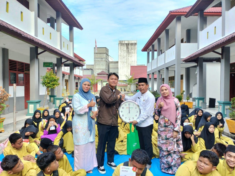 Antusias Ikuti Sosialisasi Program KEJAR, 200 Pelajar SMPN 1 Tebing Tinggi Buka Tabungan Simpel di BRK Syariah