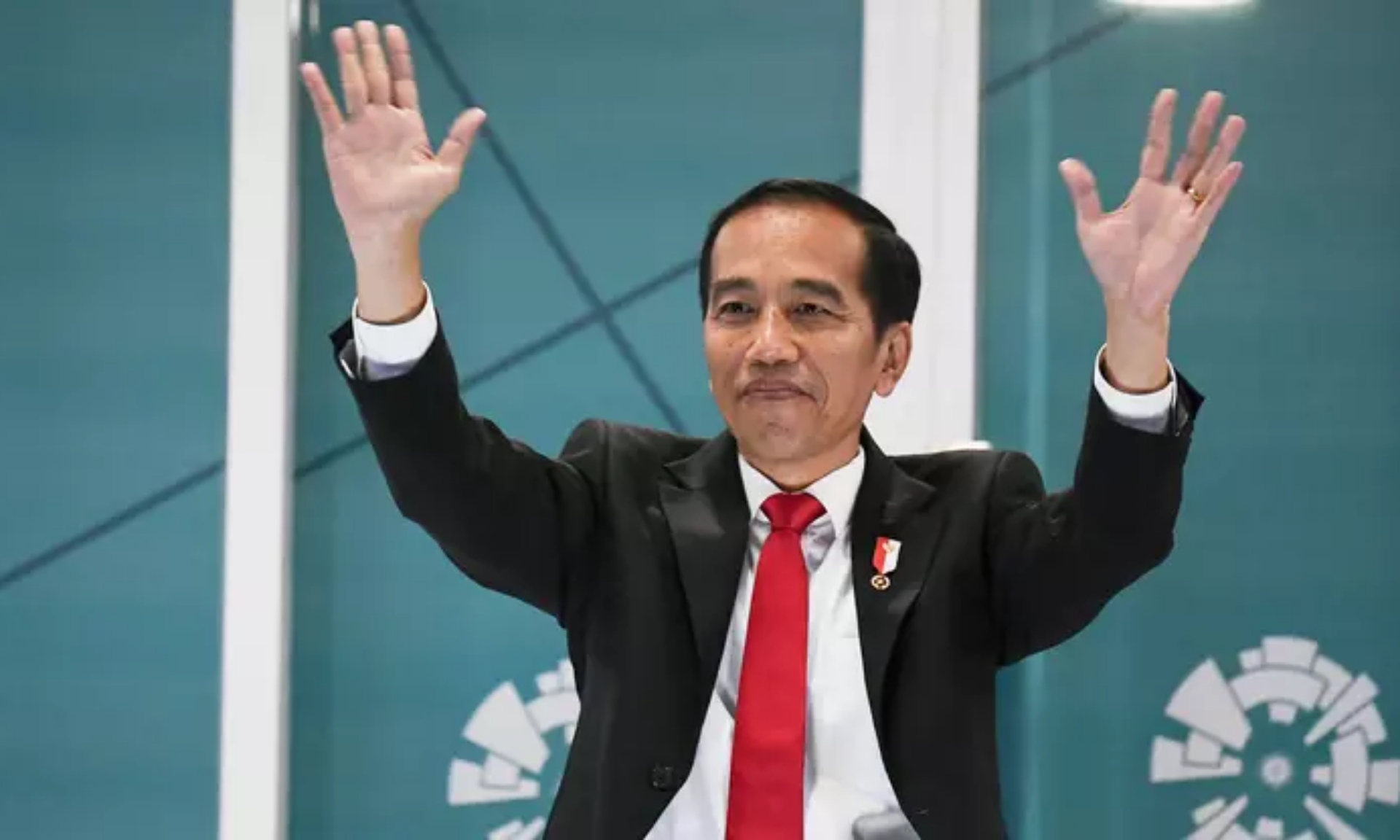 Jokowi Minta PSSI, Kemenpora, dan Suporter Duduk Bersama