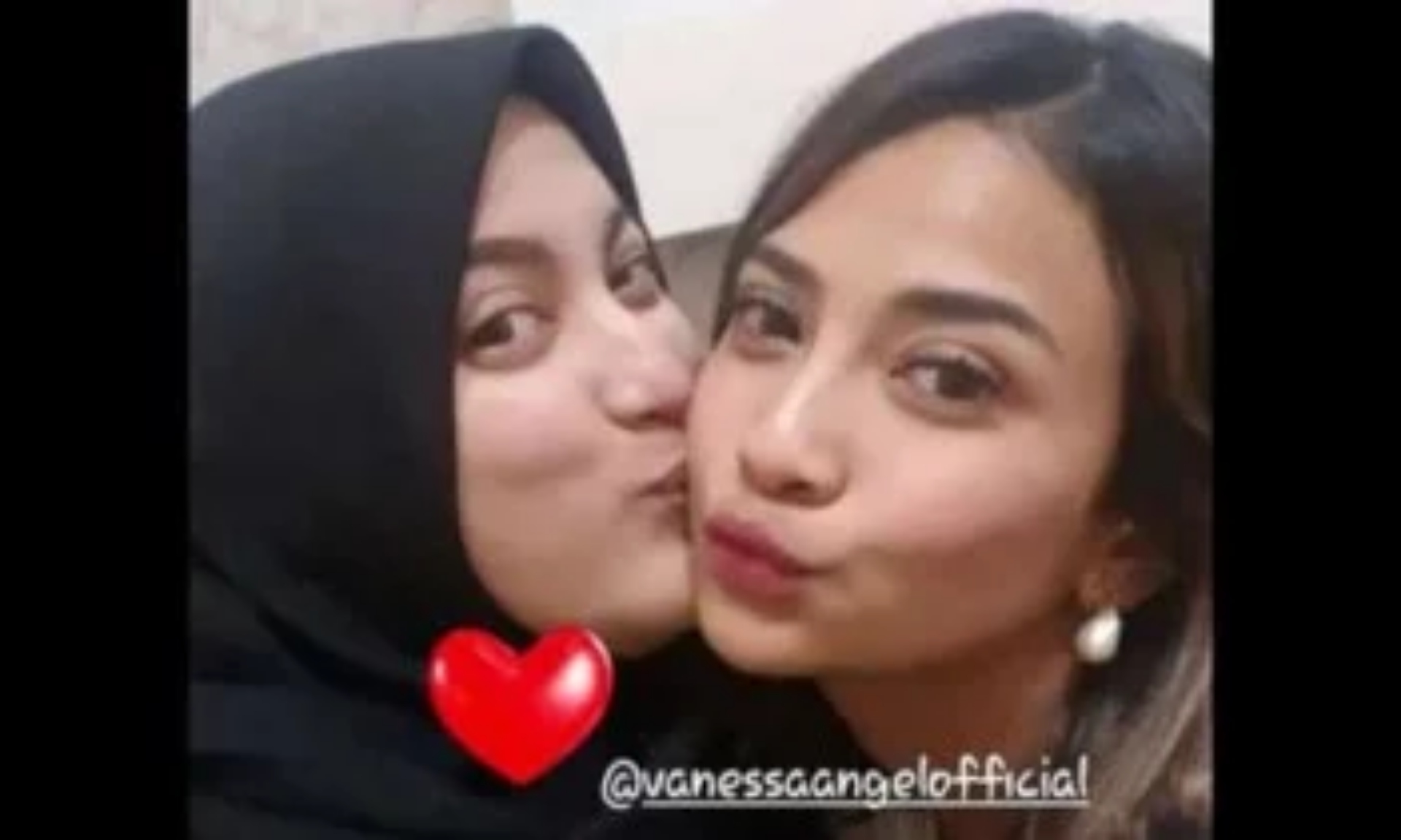 Wajah Bahagia Vanessa Angel Usai Dilepas Polisi
