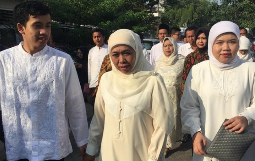 Khofifah-Emil 'Habisi' Duet Gus Ipul-Puti Versi Quick Count