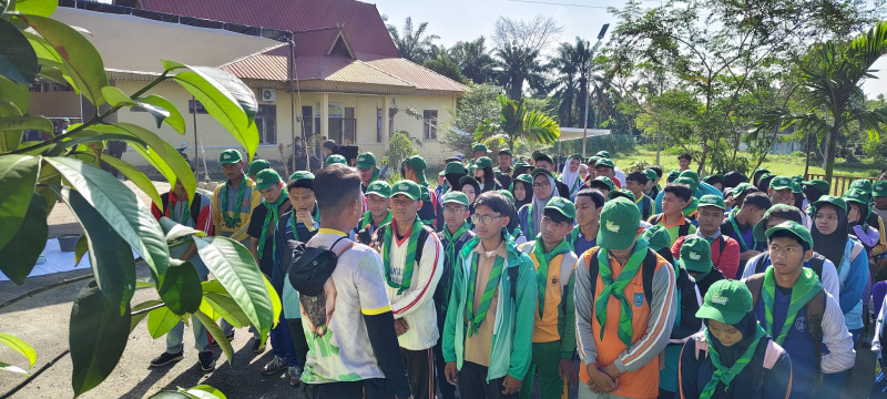 Ratusan Siswa Peserta Workshop Green Policing Polda Riau Dapat Pembekalan Tentang Pembibitan Pohon