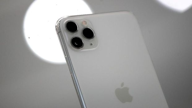 Lubang Kamera iPhone 11 Bikin Merinding Penderita Trypophobia