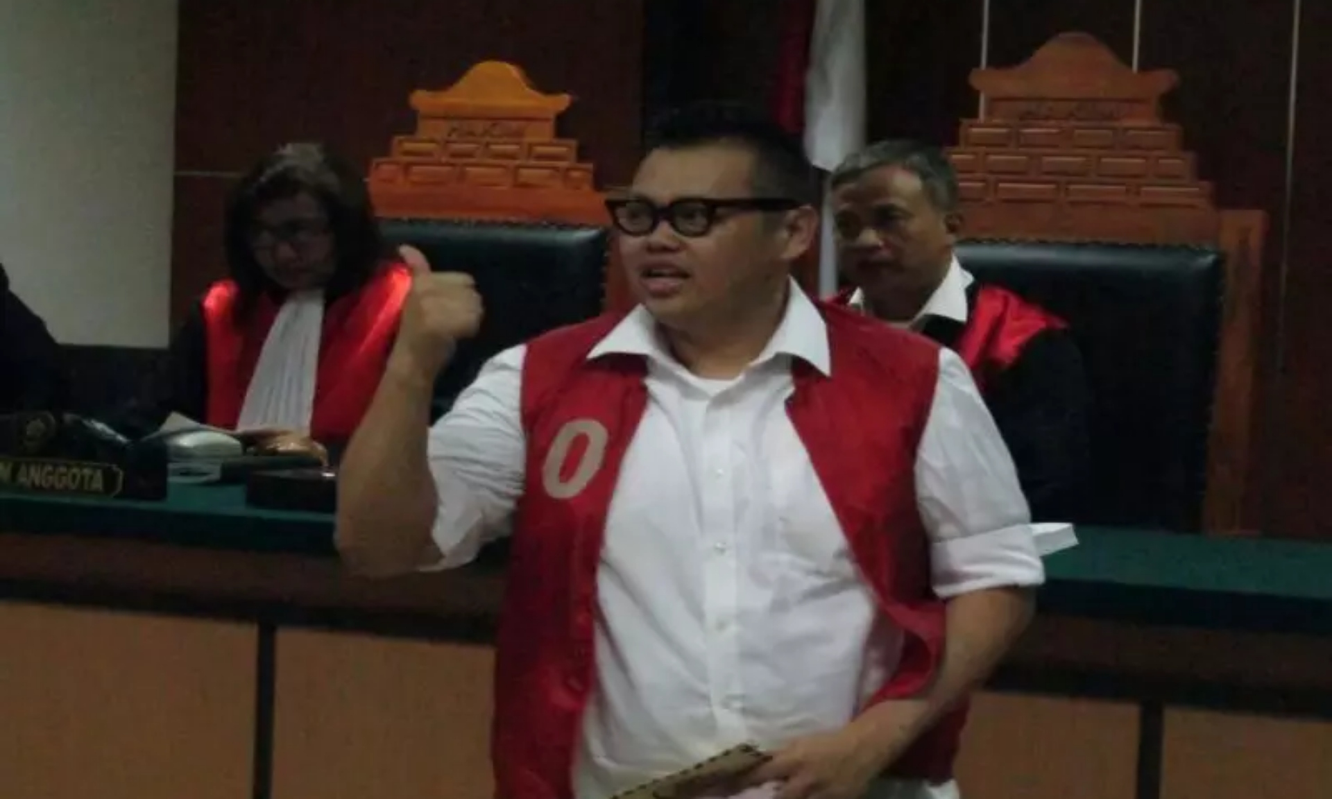 Nangis di Depan Pak Hakim, Reza Bukan Minta Keadilan
