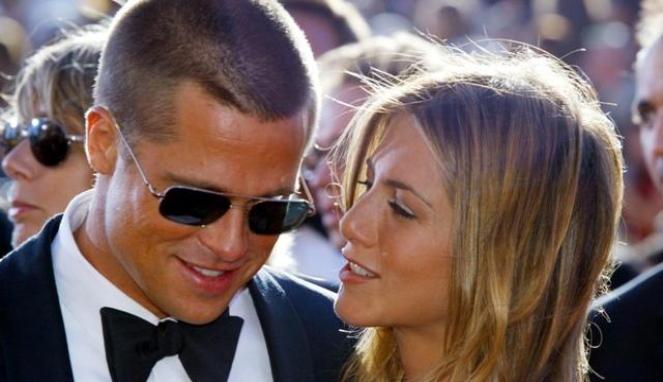 Heboh Kabar Brad Pitt dan Jennifer Aniston Menikah Lagi