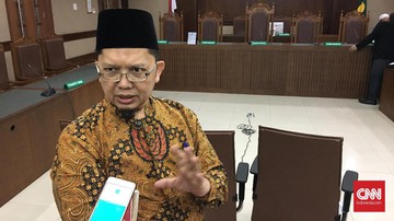 Alfian Tanjung Divonis Bebas, Pekik Takbir Riuhkan Pengadilan