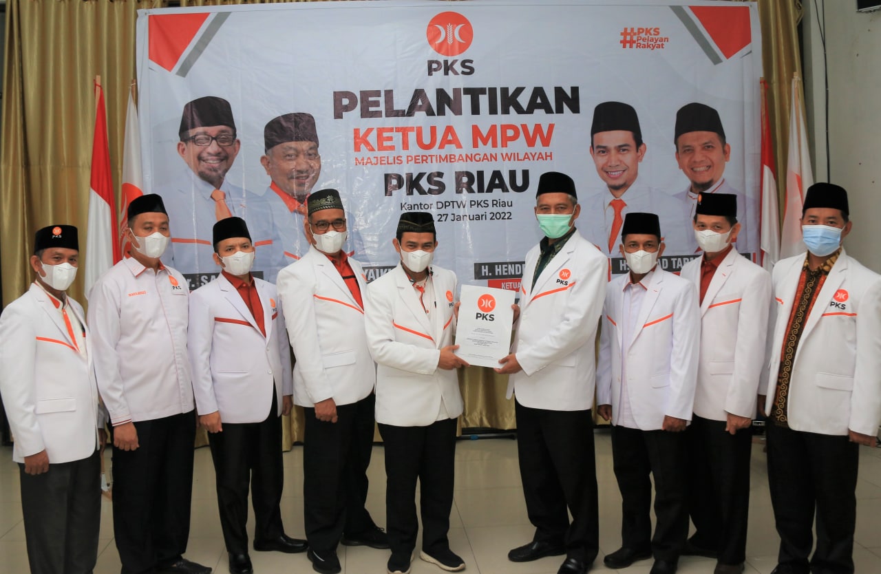 Ayat Cahyadi Dilantik Jadi Ketua MPW PKS  Riau