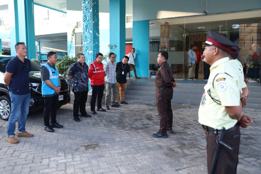 Perkuat Budaya K3 dan Keamanan, Manajemen PLN UID Riau-Kepri Giatkan Safety Walk di PLN UP3 Tanjung Pinang