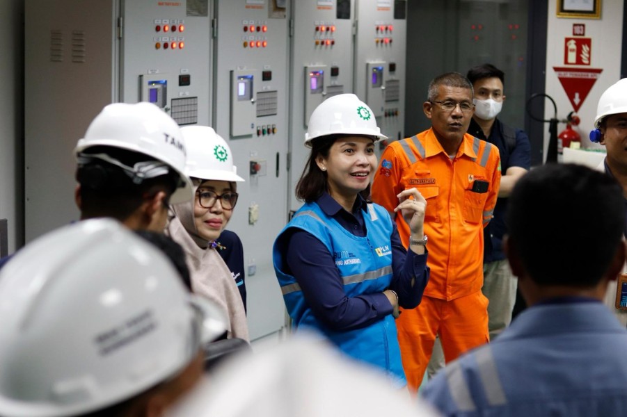 Menginspirasi, Dua Srikandi PLN Raih Penghargaan Tertinggi Women’s Inspiration Awards 2025 dari Menteri PPPA