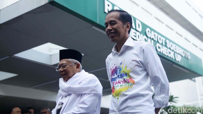 Bawaslu Duga Ada Pelanggaran Iklan Kampanye Jokowi-Ma'ruf di Koran