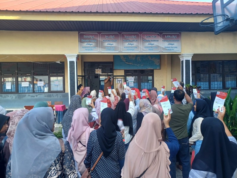 BRK Syariah Perkuat Budaya Menabung Pelajar Lewat Kejar Award 2026 dan Buka 300 Rekening SimPel di SMPN 37 Pekanbaru