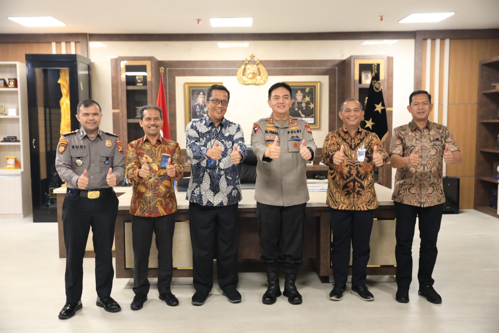 Tingkatkan Sinergi antar instansi GM PLN Regional Riau lakukan Audiensi bersama Kapolda Riau