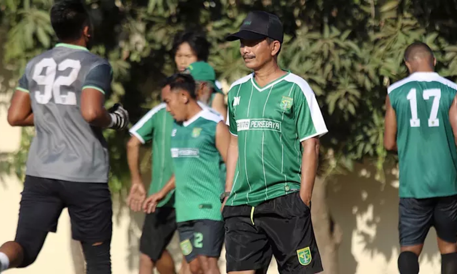 Tidak Pernah Menang di Lima laga Terakhir, Djanur Dapat Tekanan Mundur dari Persebaya