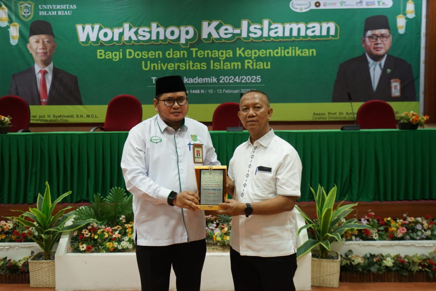 Tingkatkan Pemahaman Keislaman Dosen melalui Workshop DDIK UIR