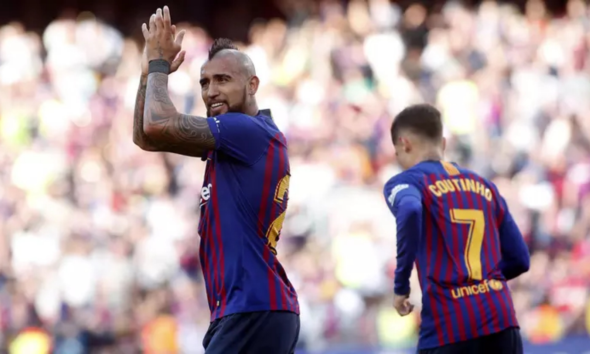 Bonus Musim Lalu Masih Ditunggak, Arturo Vidal Perkarakan Barcelona