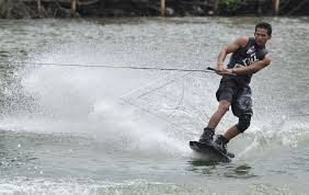 Atlet Ski Air dan Wakeboard Riau M Rafly Melaju Ke Final