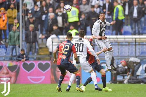 Ronaldo Absen, Juventus Telan Kekalahan Pertama di Liga Italia