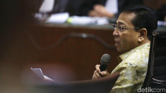 Hakim ke Novanto: Keterangan Anda Masih Setengah Hati