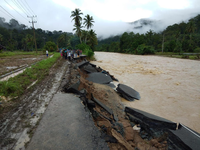 Banjir dan Longsor di Madina Renggut Korban Jiwa, 77 Rumah Hanyut