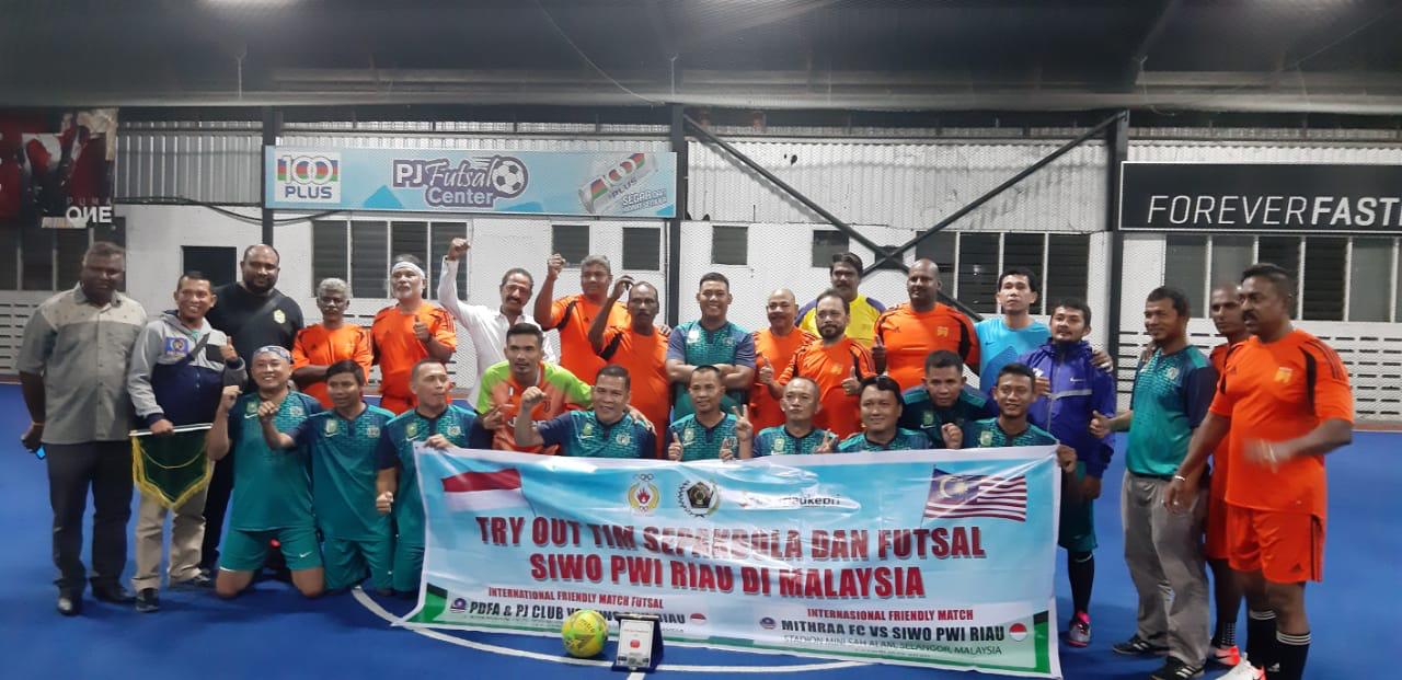 Tryout Siwo PWI Riau di Malaysia,  Tim Futsal PWI Riau Kalahkan Tim Futsal PJ Club