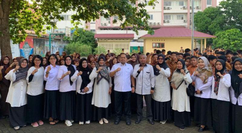 Sosialisasi di SMPN 16 Pekanbaru, Kombes Wawan Sampaikan Strategi Pencegahan Penyebaran Narkoba