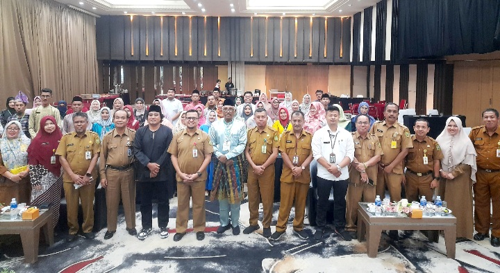50 Guru Ikuti Pelatihan Penyusunan Kurikulum Muatan Lokal, Kadisdik Riau: Suaikan dengan Potensi Daerah