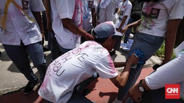 Protes Siswa SMAN 87 Bela Guru Dituding Doktrin Anti-Jokowi