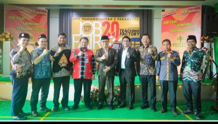 SMK Muhammadiyah 2 Pekanbaru Miliki Tefa Peralatan Berstandar Industri, 26 Perusahaan Ikuti Job Fair