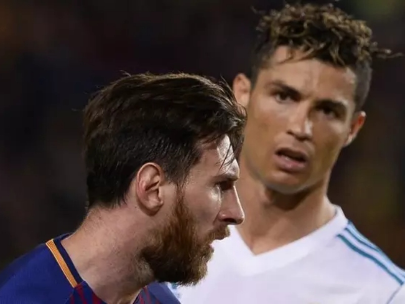 Mustafi: Messi Lebih Mematikan Ketimbang Ronaldo di Piala Dunia