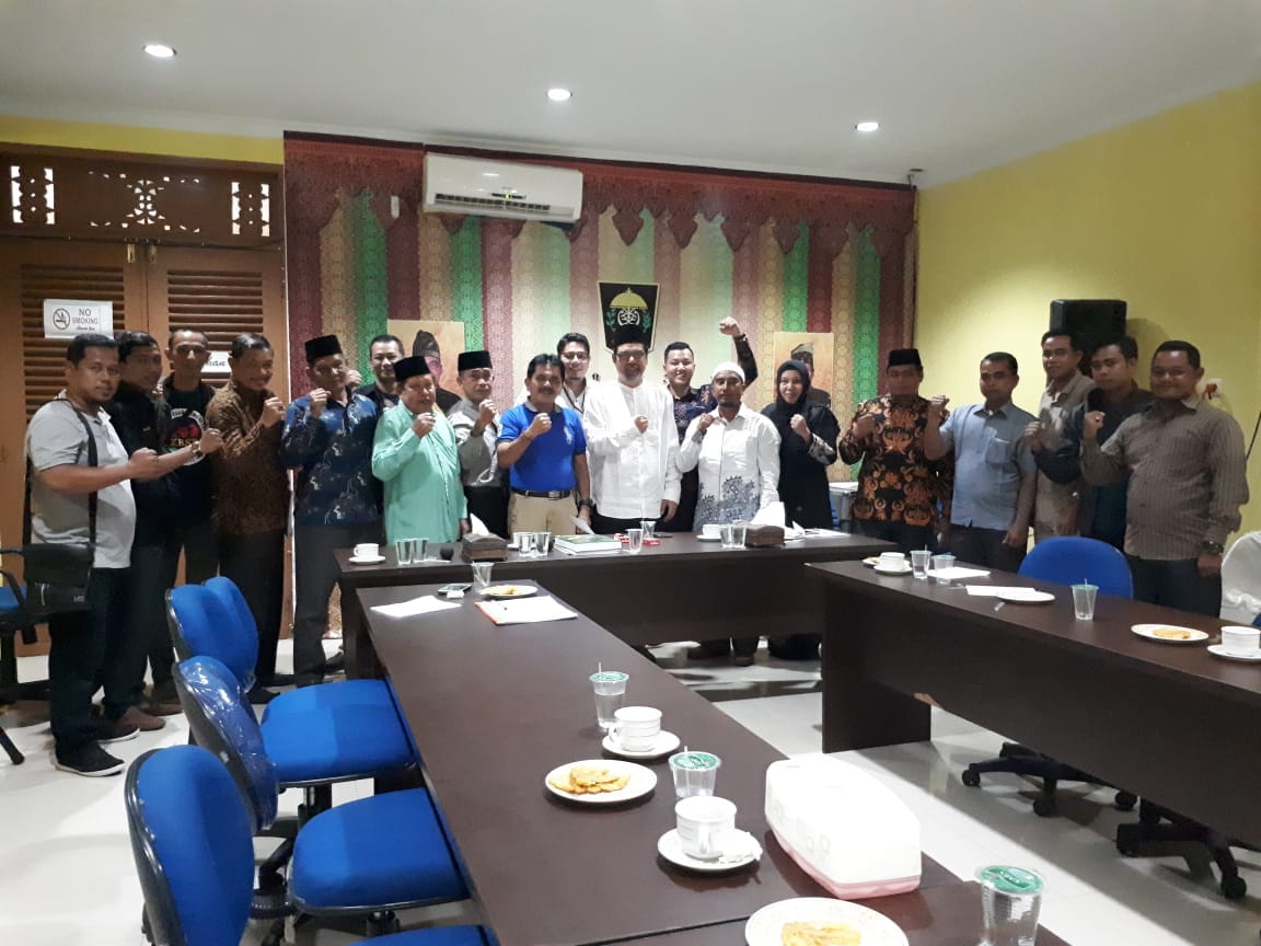 Buku Mapel Budaya Melayu Riau Kelas IX SMP Terbitan Inti Prima Aksara Sebut Desa Sekijang Kecamatan Tapung Hilir  Kampar Tempat