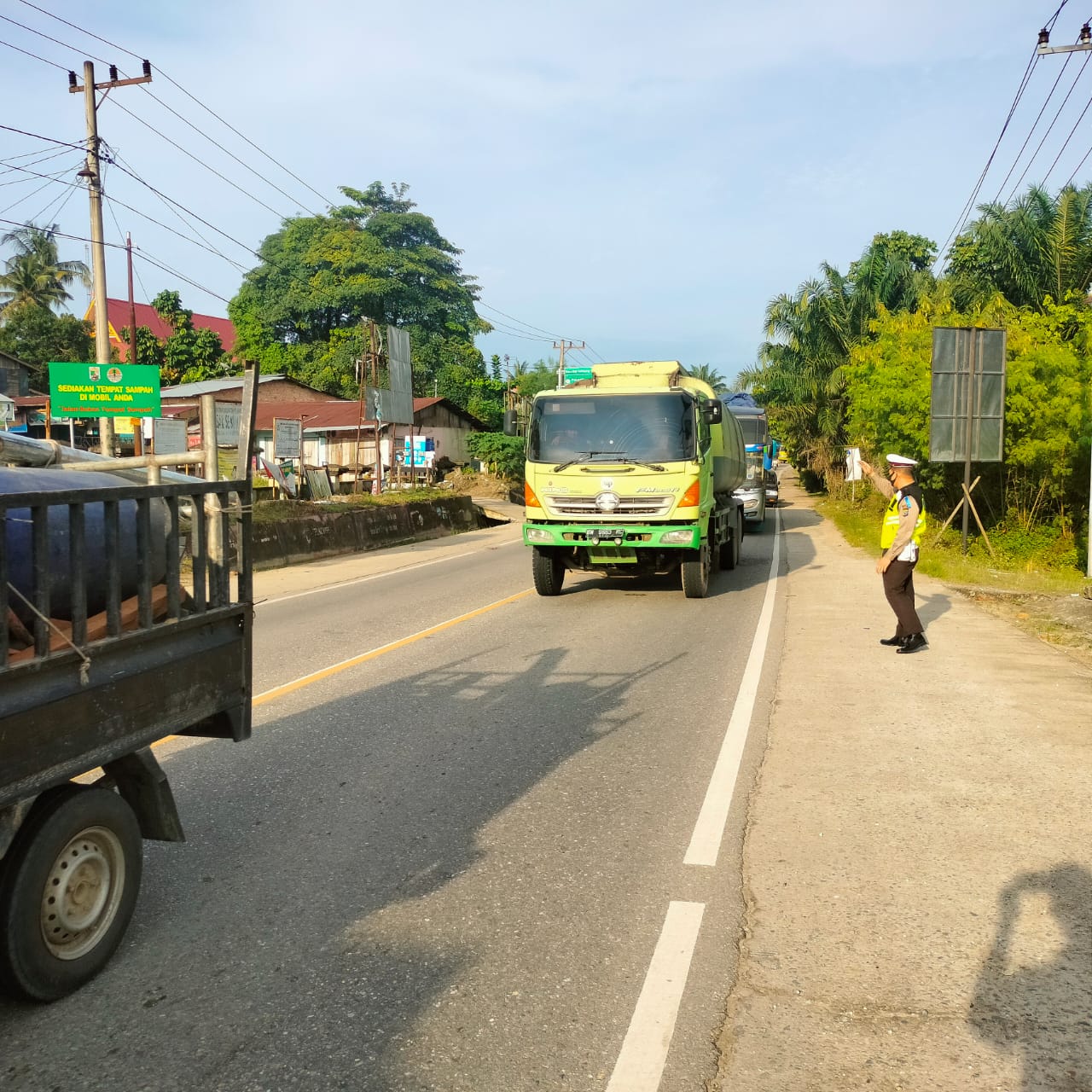Ciptakan Kamseltibcar Lantas, Polisi Kecamatan Bandar Sei Kijang Giatkan Patroli