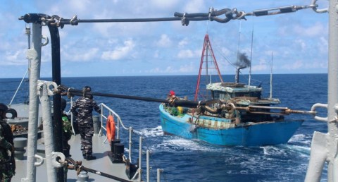 TNI AL Tangkap Kapal Pencuri Ikan Asal Vietnam di Perairan Natuna