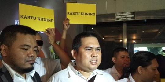 Prabowo Diberi 'Kartu Kuning' Soal Berita Bohong Ratna Sarumpaet