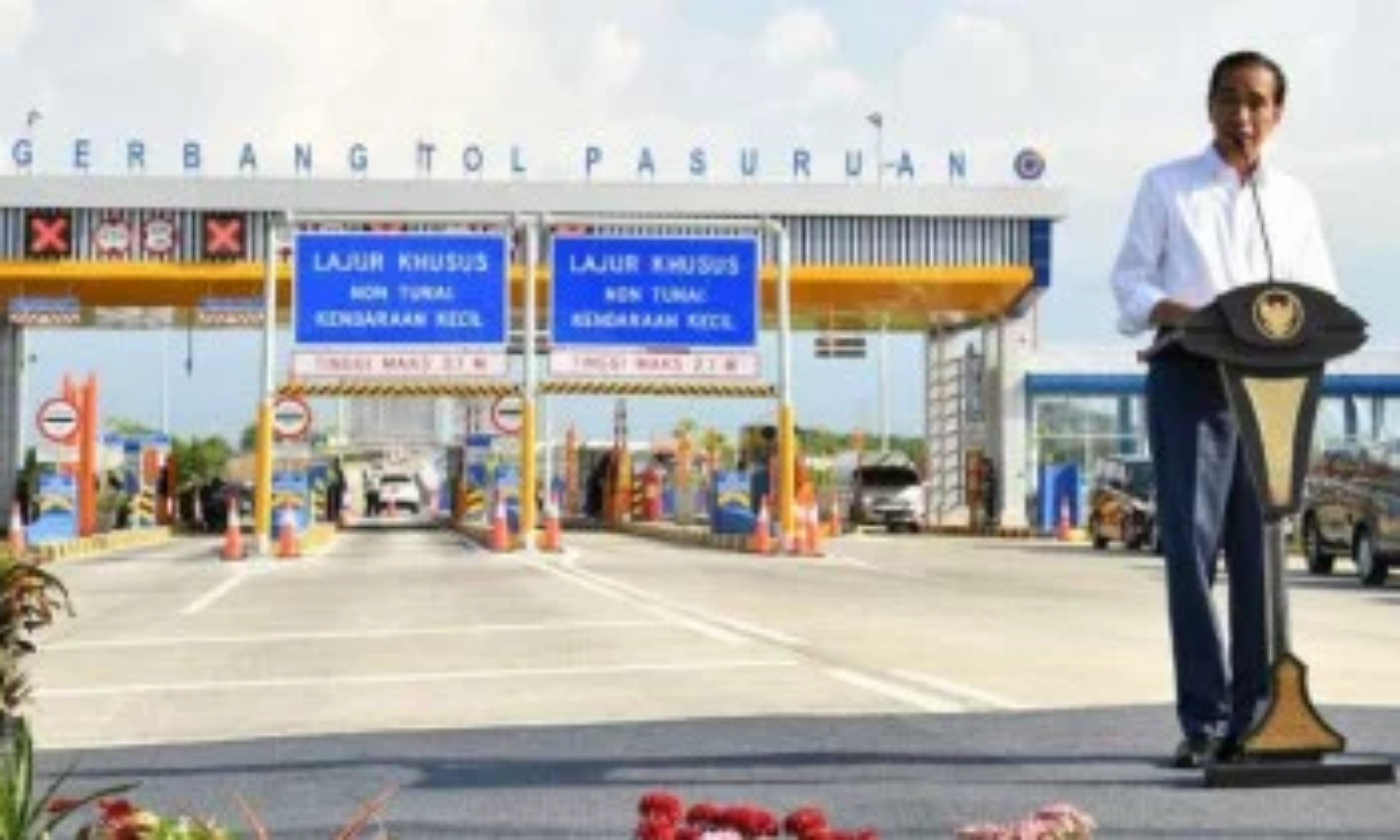 Jokowi Tolak Dianggap Hanya Sibuk Bangun Jalan Tol