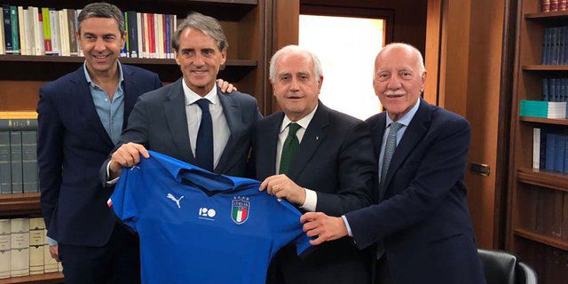 Roberto Mancini Resmi Jadi Pelatih Baru Italia