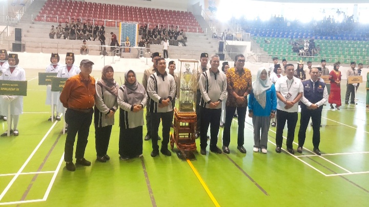 29 Tim Berlaga di SMALA Cup Ke XI SMAN 5 Pekanbaru, Gubri: Jaga Sportifitas dan Kebersamaan