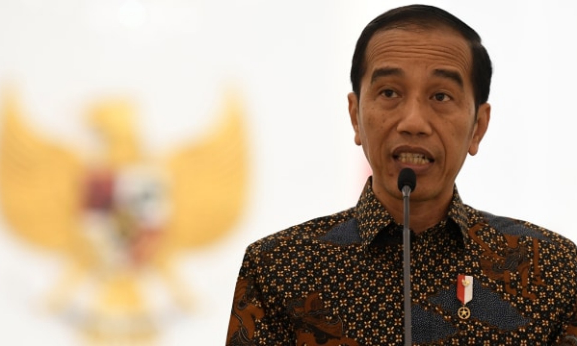 Beda Sikap Jokowi soal Revisi KUHP dan UU KPK Dipertanyakan
