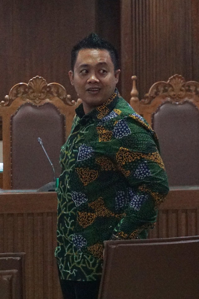 Aspri Imam Nahrawi Duga Suap Hibah KONI Mengalir ke BPK dan Kejagung