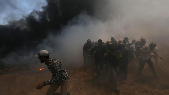 Israel Tembak Mati 16 Warga Palestina dalam Aksi Demo di Gaza