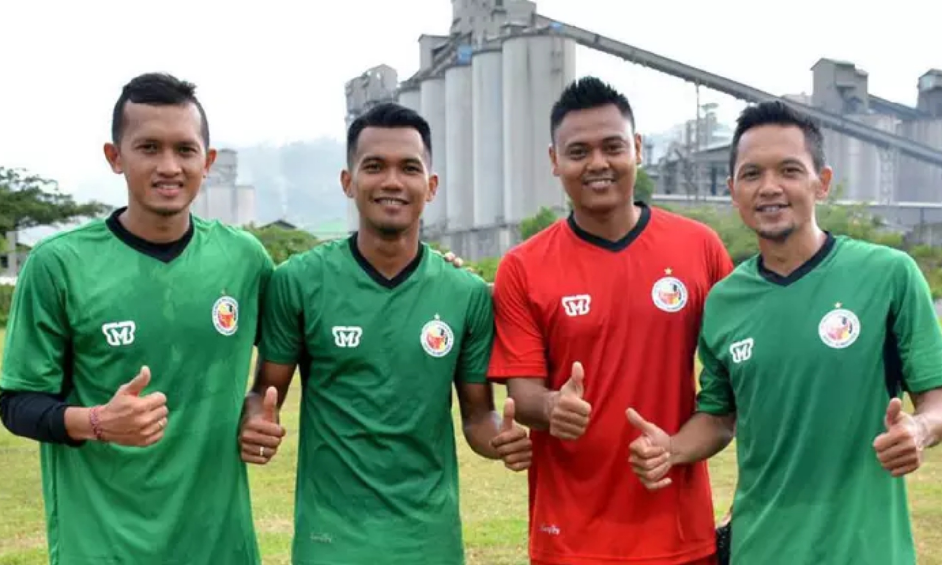 Semifinal Liga 2: Pemain Semen Padang dan Persita Saling Mengancam Jelang Leg Kedua