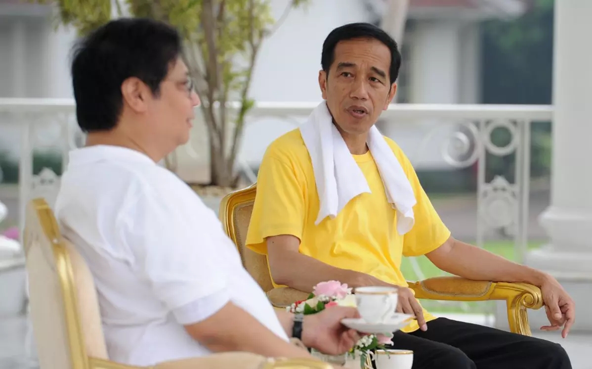 Sindiran Jokowi ke Airlangga soal Angka 4 di Acara Kemenperin