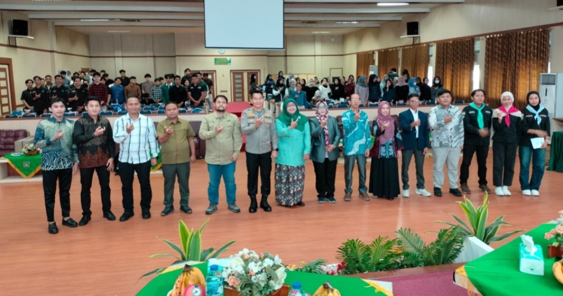 Di Seminar UIR, Polda Riau Paparkan Green Policing untuk Lawan Karhutla