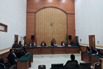 Dikawal Polisi Bersenjata, Hercules Bilang 