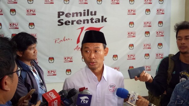 KPU Duga Pemilih di Luar Negeri Tak Terlayani Karena Membeludaknya DPK