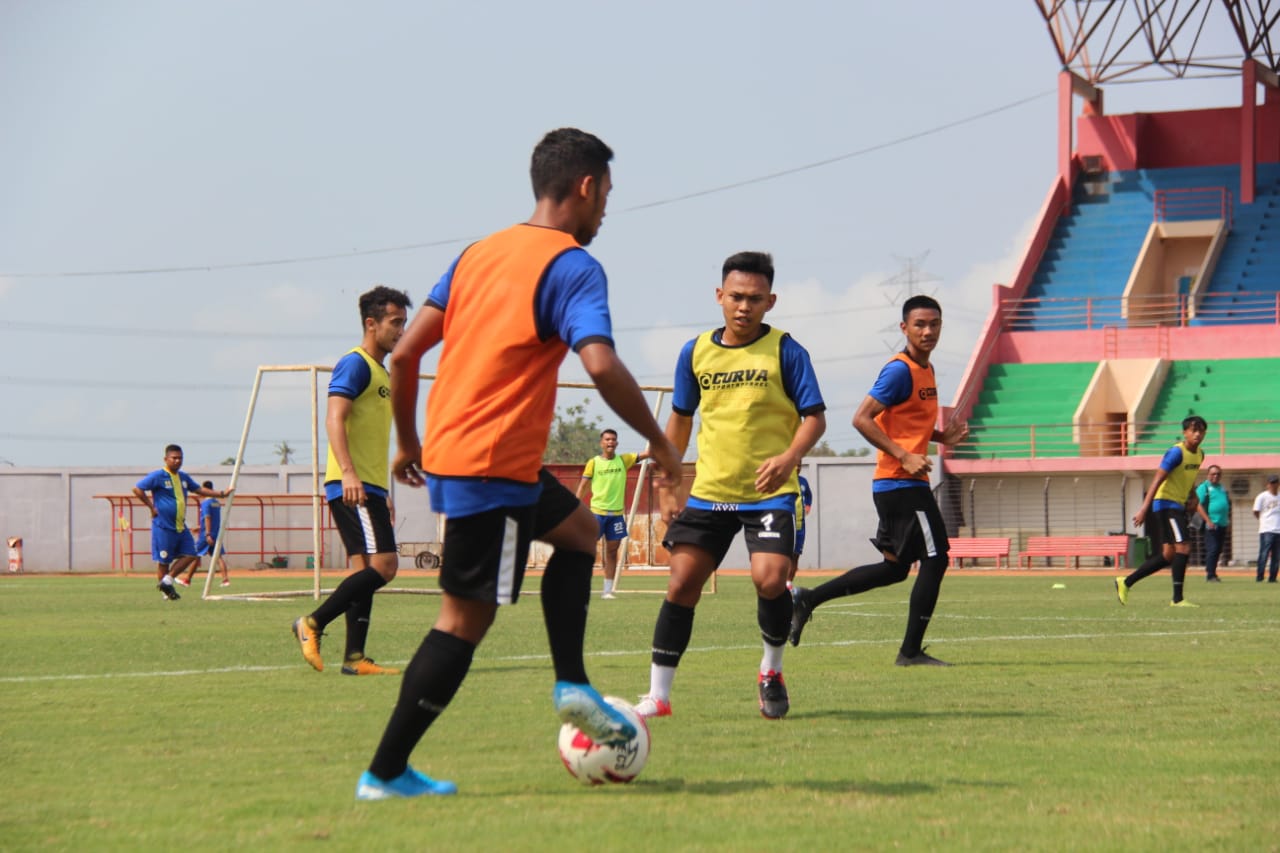 Perdana di Kompetisi Liga 2, Tiga Naga Boyong 29 Pemain