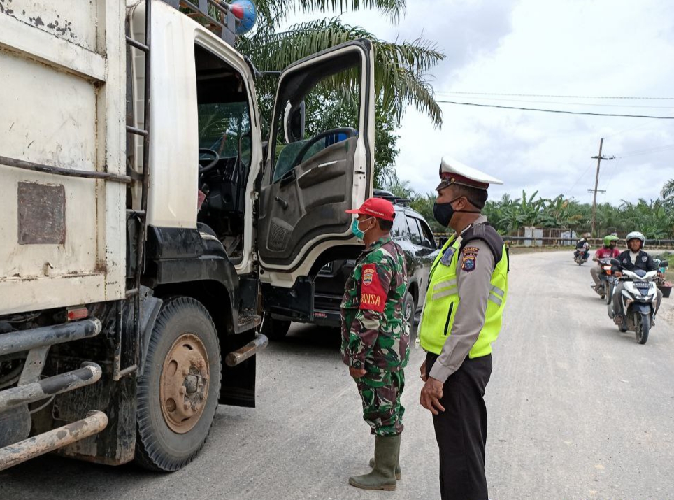 TNI Polri Bersama Instansi Terkait Siaga di Pos Pam Lebaran