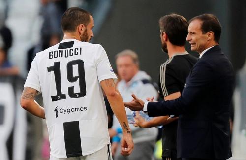 Juventus Libas Napoli 3-1, Allegri Belum Puas